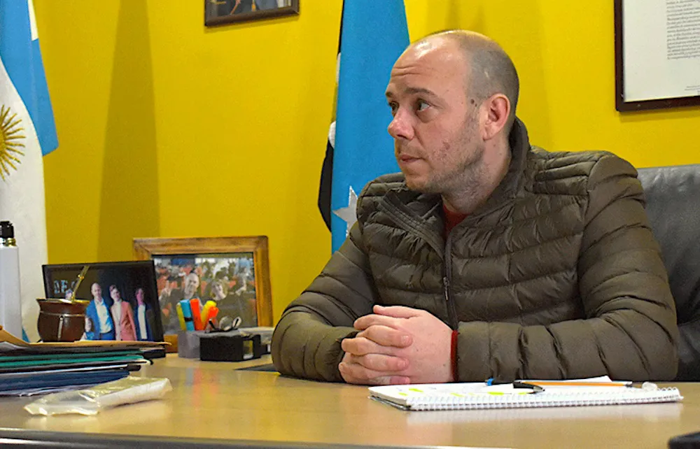 Menna escritorio invierno