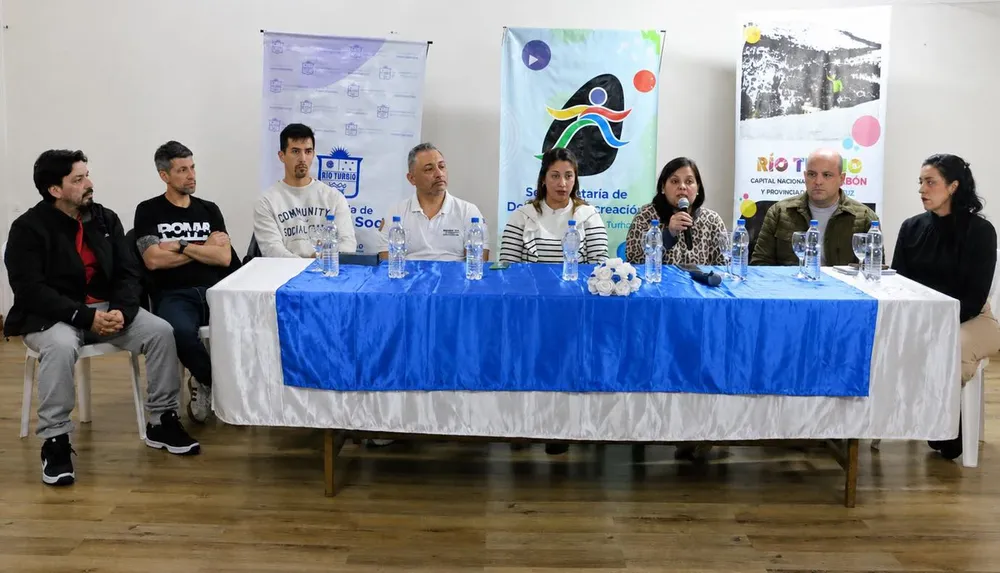 conferencia acuatlon